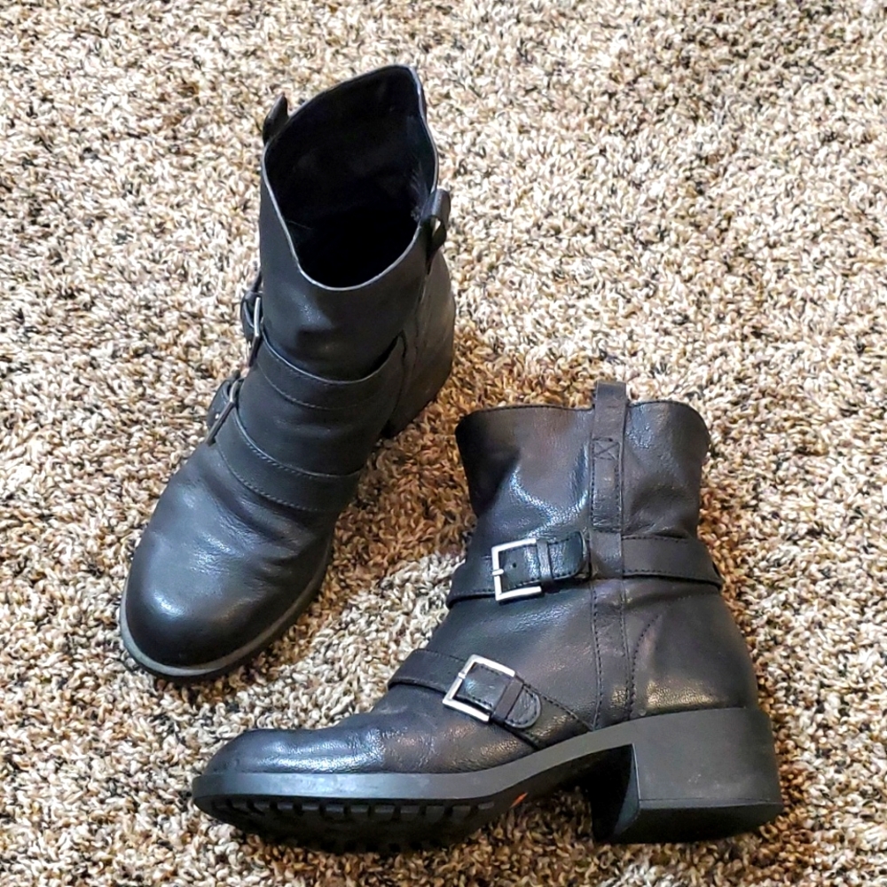 Leather Cole Haan Boots Size 8